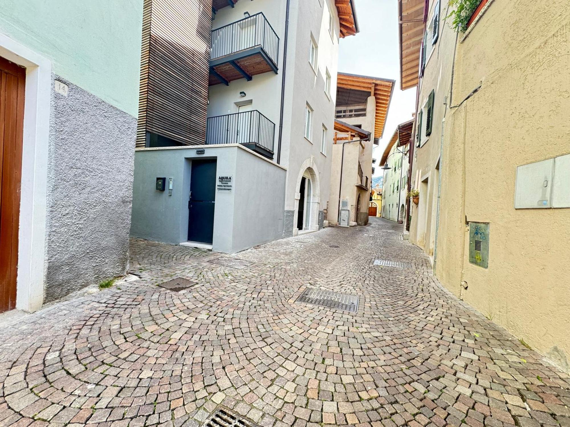 Aquila Apartment Arco Luaran gambar